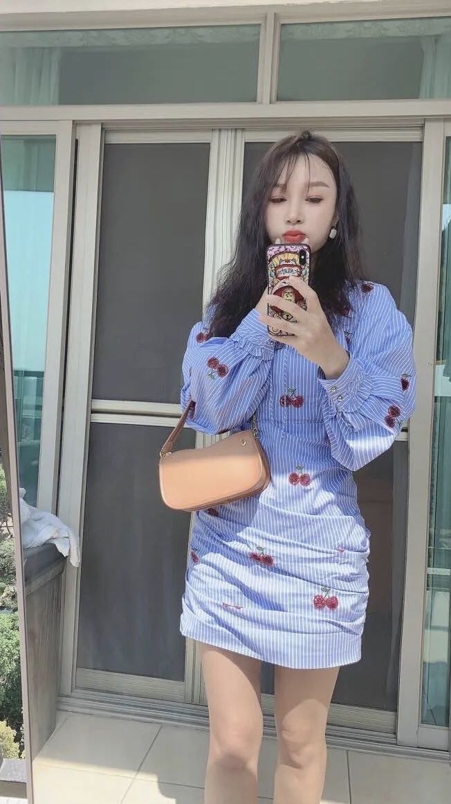 龙岗美人胚诗怡